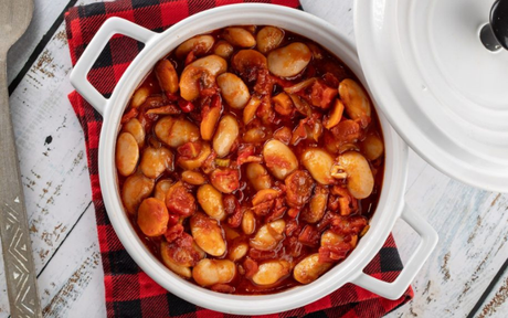 Traditional Giant Beans Browned in the Oven with Voion